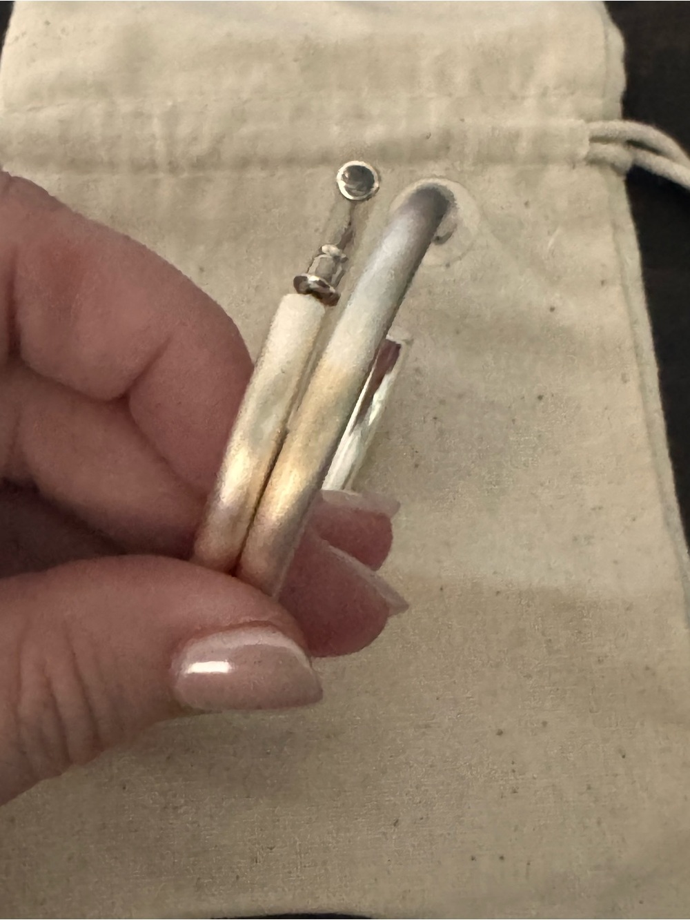 Classic Silver Hoop Earrings - Women Jewelry - Picture 3 of 3